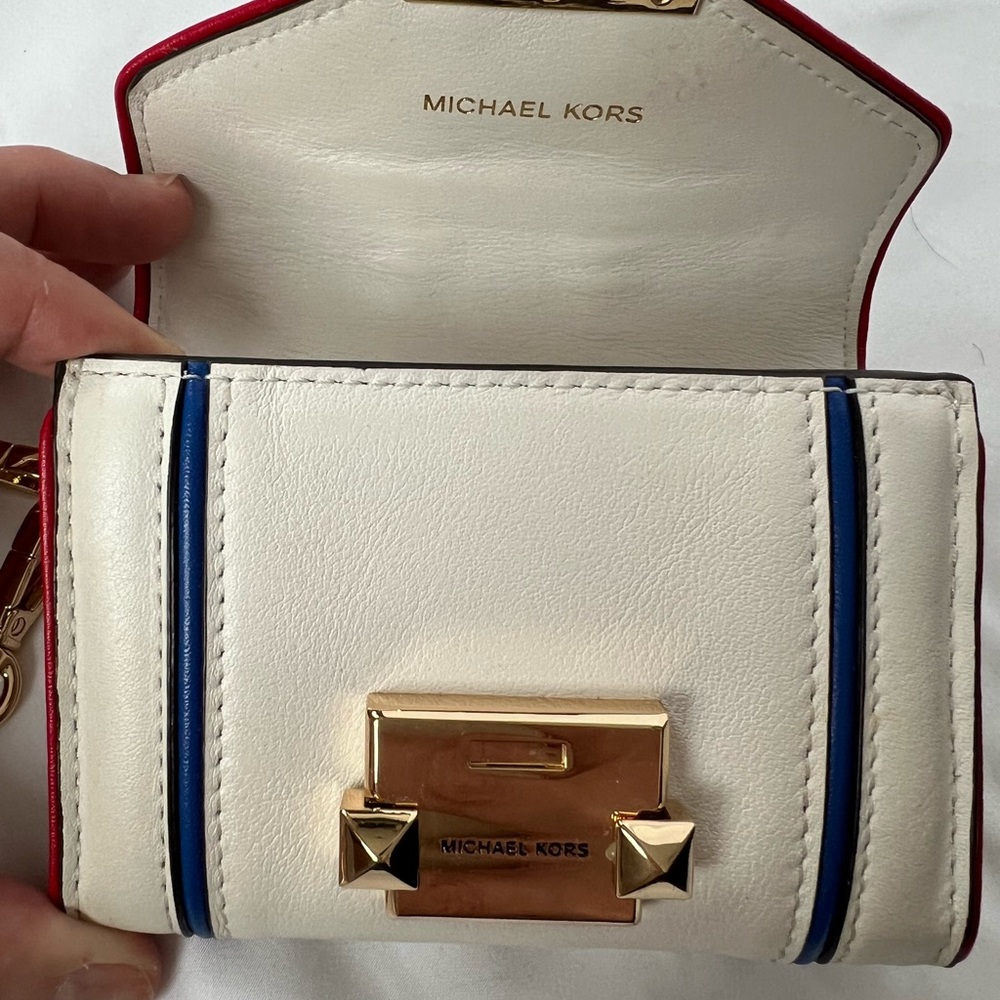 Michael Kors White and Gold Women's Whitney Rainbow Quilted Leather Wallet - Picture 2 of 4